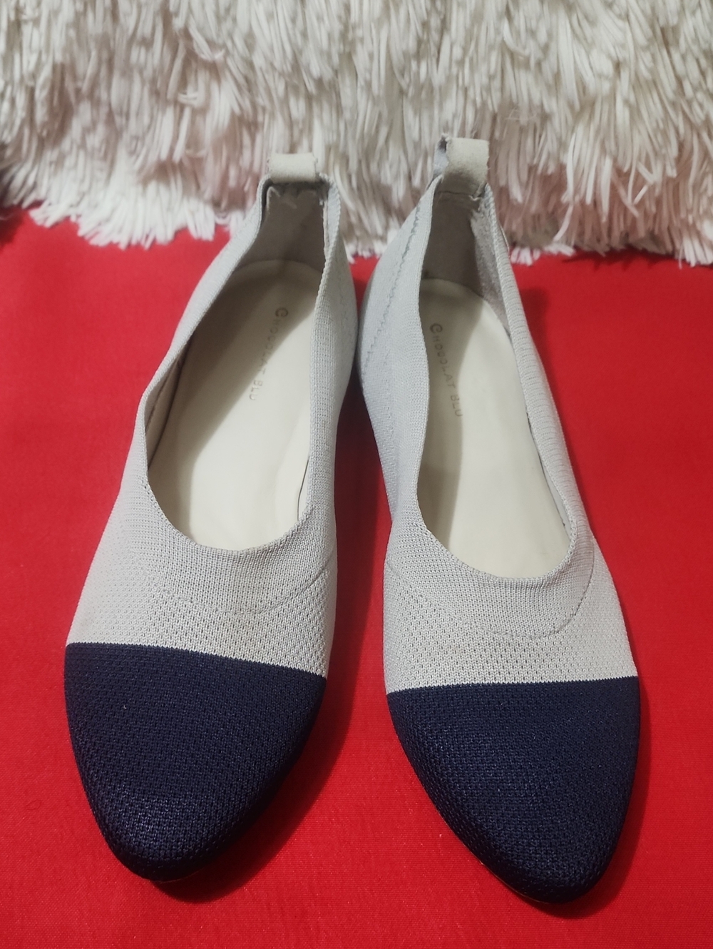 Chocolat Blu Classic Two-Tone Women’s Pointed Toe Flats - Gray & Navy